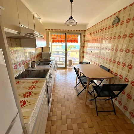 Les Pins Sea View - 4 People Apartment *