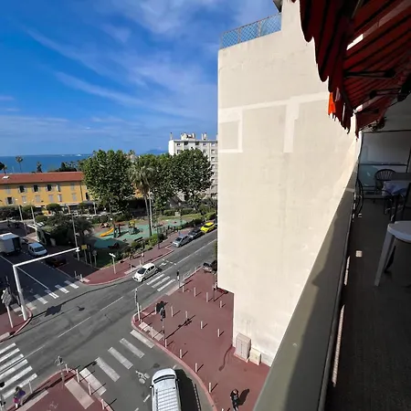 Les Pins Sea View - 4 People 아파트 주앙레핑